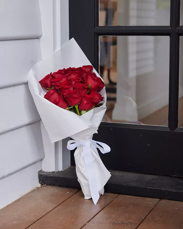 Red Roses - Image 4