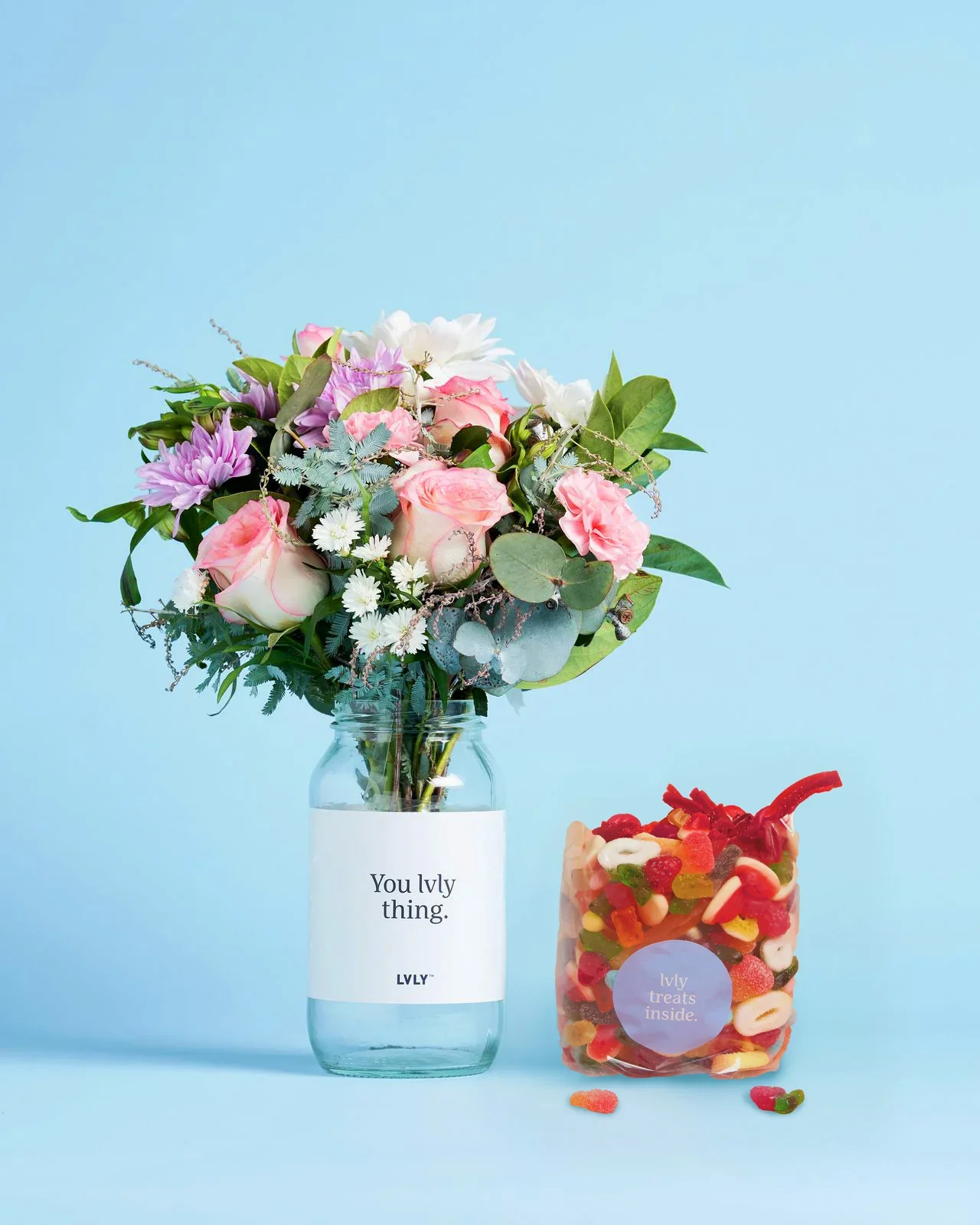 Sweet Tooth + Flowers - Image 8
